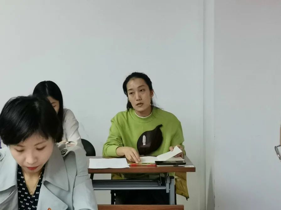 f6a30d61138b46d3a33a01a8d778acc1.jpg f6a30d61138b46d3a33a01a8d778acc1.jpg